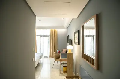 Una televisión o centro de entretenimiento en AZZ Mérida Medea Hotel