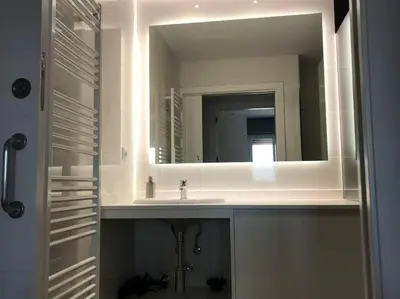 Un baño de Albatros (wifi y garaje)