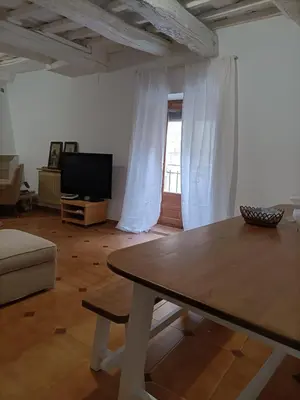 Una televisión o centro de entretenimiento en Casa Villamiel