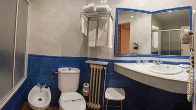 Un baño de Hotel Alfonso IX