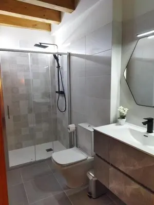 Un baño de CASA RURAL LA MANFORTA