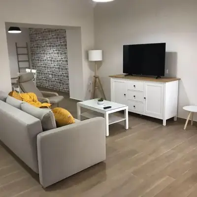 Bonita y amplia casa con patio
