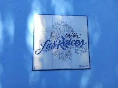 Certificado, premio, señal o documento que está expuesto en Casa Rural Las Raíces, Sierra de San Vicente