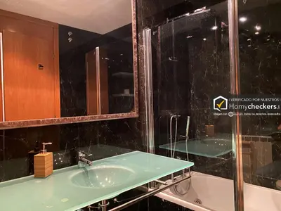 Un baño de HomyAT PRIOR ORUS