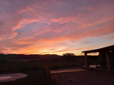Amanecer o atardecer desde the country house o alrededores