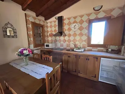 Una cocina o zona de cocina en Casa Rural Amarilla