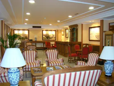 Zona de estar de Hotel II Castillas Ávila