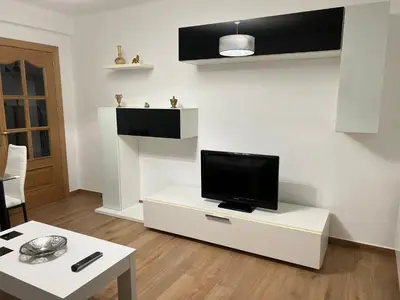 Una televisión o centro de entretenimiento en El Balcón de la Covatilla
