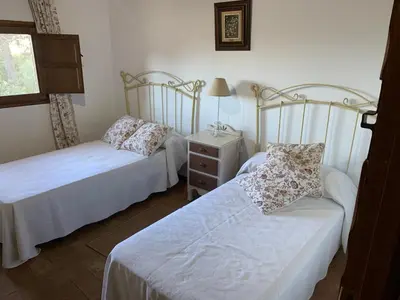Cama o camas de una habitación en Casa Rural Los Robles de Acebo II