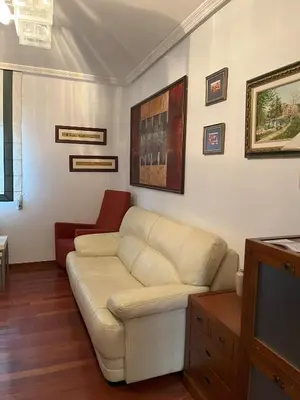 Zona de estar de MYM Vivienda Ávila, buena situación. VUT-AV-00805