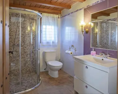 Un baño de Casa Rural Las Picotas