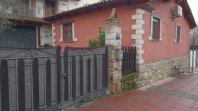 Edificio en el que se encuentra el chalet de montaña