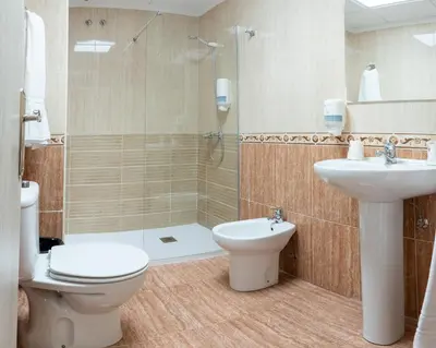 Un baño de Hostal Viñuela