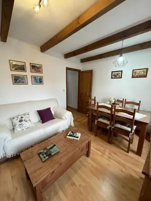 Zona de estar de El Desván de Gredos