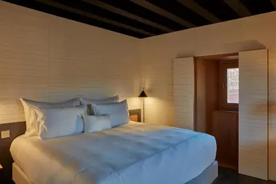 Cama o camas de una habitación en Casa Palacio PAREDES SAAVEDRA by ATRIO