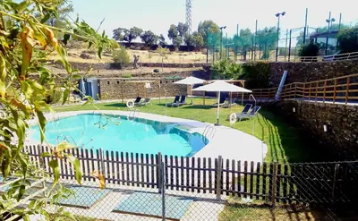 Piscina en o cerca de Hotel Conventual de Alcántara
