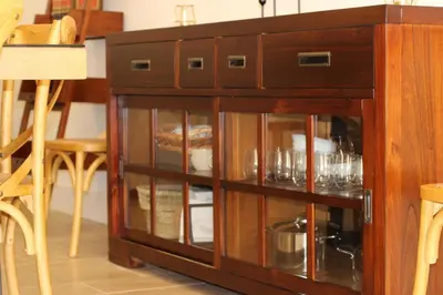 El salón o zona de bar de Casa Verata
