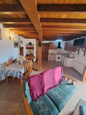 Una cocina o zona de cocina en Casa Rural La Pantizuela