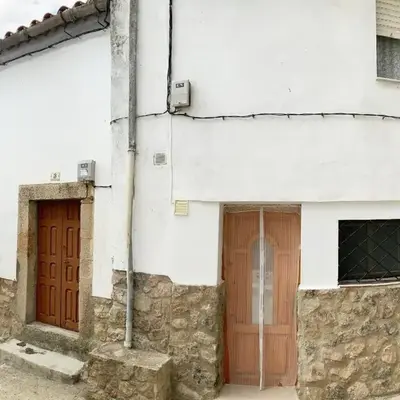Holiday Home in Villamiel with Mountain Views
