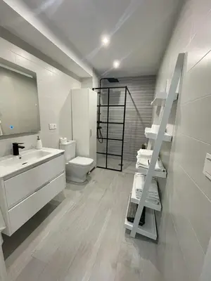 Un baño de Nuevo apartamento Folin