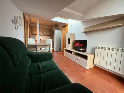 Una televisión o centro de entretenimiento en El Cielo De Mogarraz