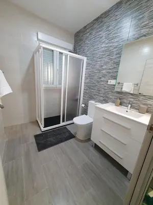 Un baño de Melania House