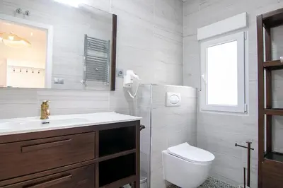 Un baño de La Lagunilla Golf